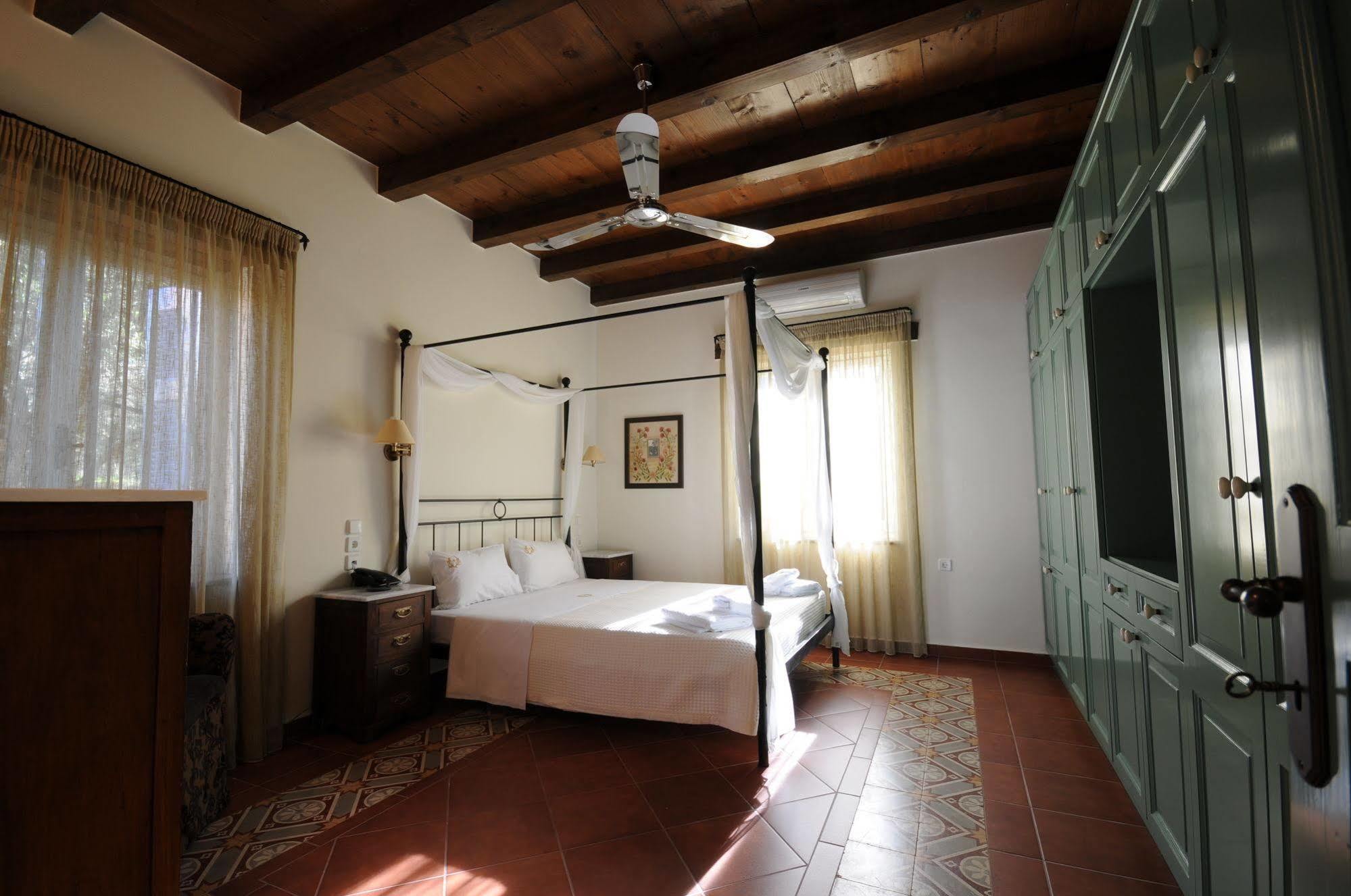 Metohi Georgila Aparthotel Chania  ภายนอก รูปภาพ